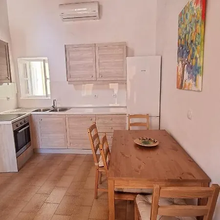 Kozas Art House, Appartement Symi