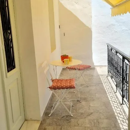 Kozas Art House, Appartement Symi