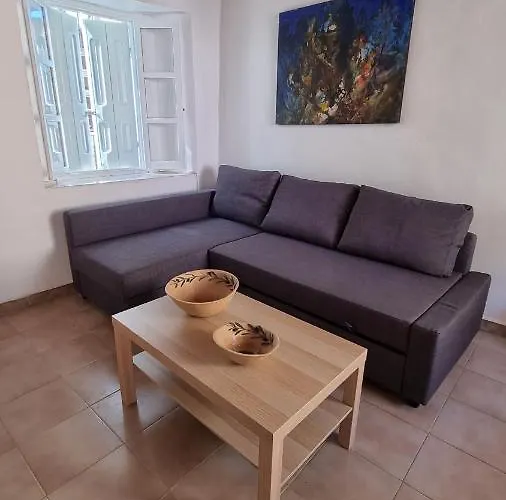 Kozas Art House, شقة *