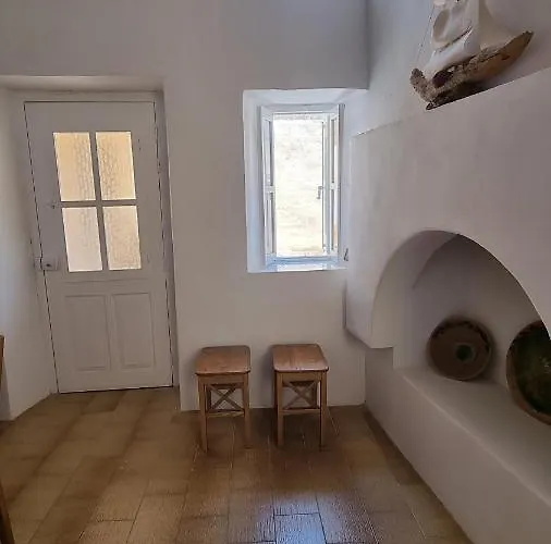 Kozas Art House, شقة