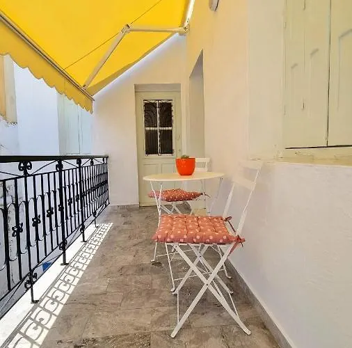 Kozas Art House, شقة *