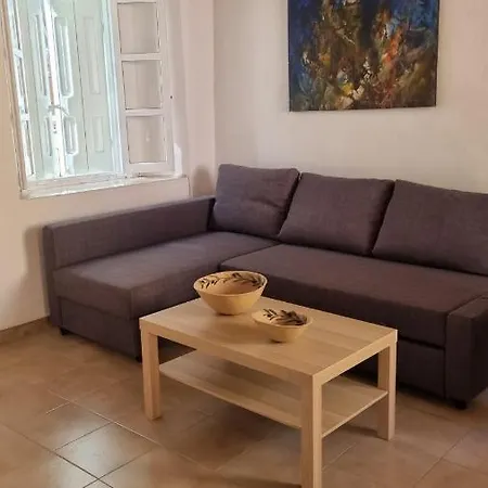 Kozas Art House, Apartment