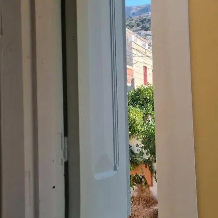 Kozas Art House, Symi