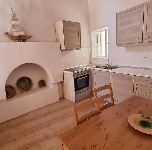 Kozas Art House, Apartment