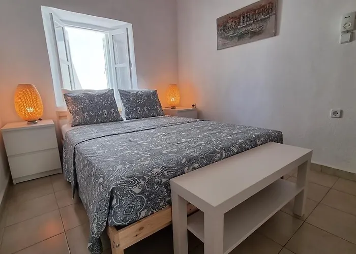 Kozas Art House, * Sými