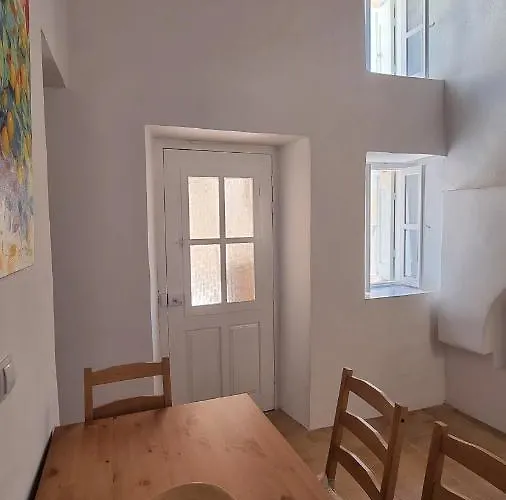 Kozas Art House, Apartment *