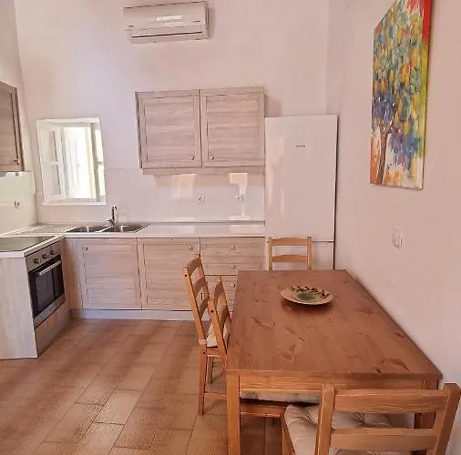 Kozas Art House, Appartement Sými