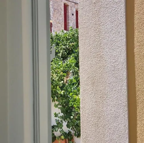 Kozas Art House, * Symi