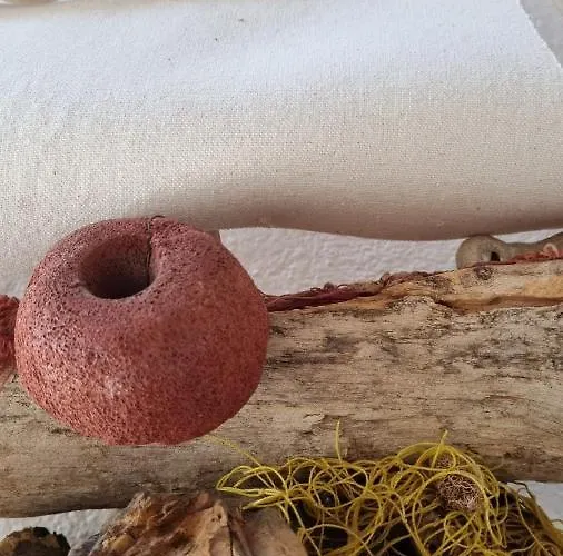 Kozas Art House, * Sými